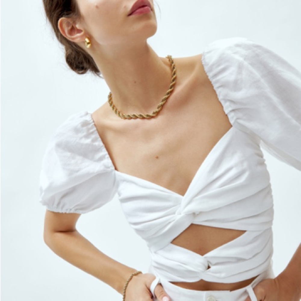 Reformation Karina White Twist front linen smocked back top  size 4
